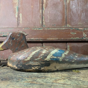 Life Size 1920s / ENGLISH DUCK DECOY / Original Working Bird Decoy Old Paint Cabin Lake House Decor Country Interiors Folk Art Waterfowl