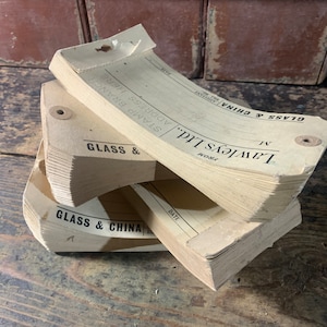 Rare Original Lawleys Ltd / RETAIL SHOP TAGS / 1940er Jahre Lawleys Store Memorabilie Vintage Shop Film Requisiten Vintage Tags Etiketten Plymouth Geschichte