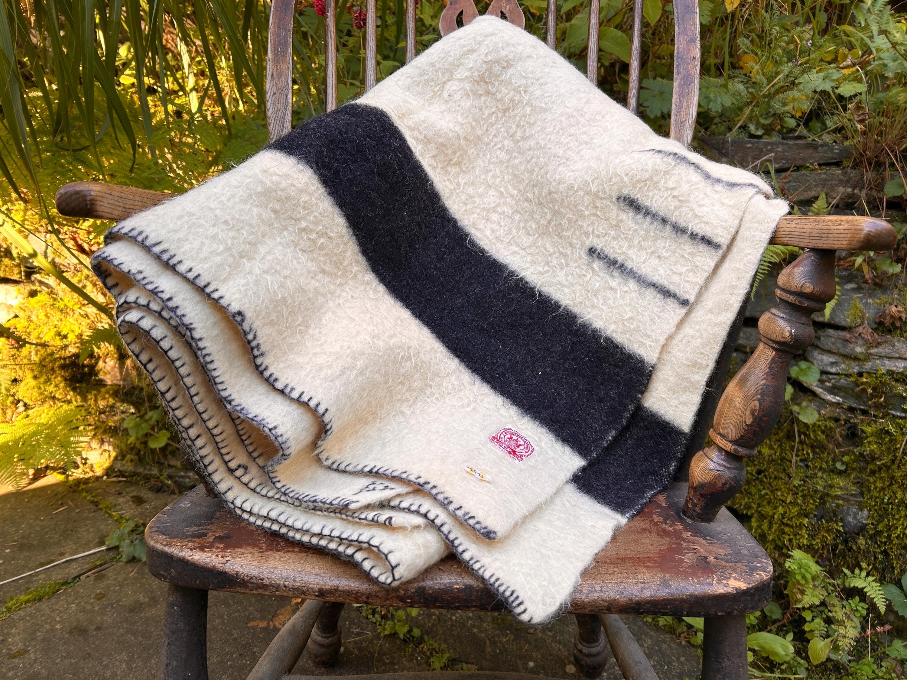 Hudson's bay blanket - Etsy 日本