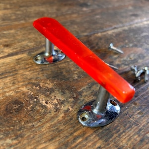 Stunning Original 1960s x1 / DOOR HANDLE / Plastic Lucite Pearlised Mid Century Door Hardware 1960s Scandi Decor Mcm Cabinet Hardware