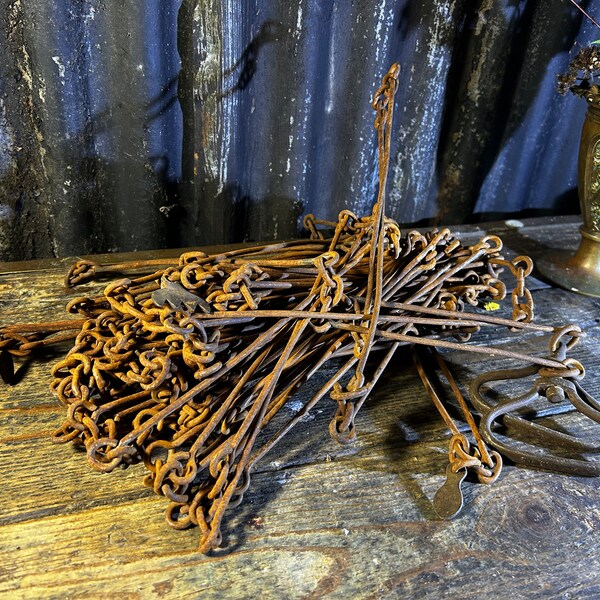 Antique Gunters Chain / DECORATIVE BOUNDARY CHAIN / 100ft Rusty Chain Surveyors Measuring Tool Garden Chain Plant Climbing Wire Potting Shed