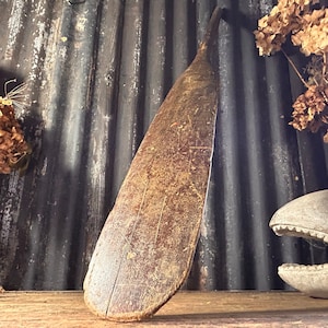 Vintage 19TH Century Beach House Decor / CANOE BOAT PADDLE / Wall hanger Lake House Decor Nautical Wall Art Decor Vintage Oars Seaside Look