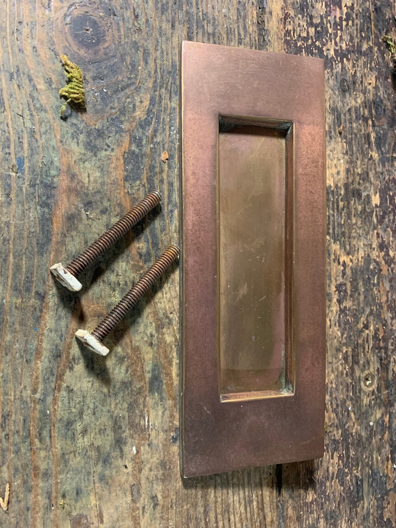Qualität der 1920er Jahre / ANTIKER BRIEFBOX BRIEF / Messing Bronze Original Abgenutzte verblasste Pracht Antike Türbeschläge Zeitbeschläge Bild 8