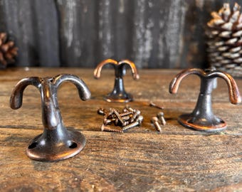 Original 1930s English X3 Faded Copper / ROTATING TRIPLE HOOKS / Coat Hooks Wardrobe Hooks Pan Hangers Kitchen Storage Hook Swivel Hooks