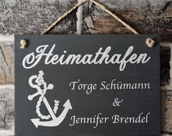 Türschild aus Holz personalisiert