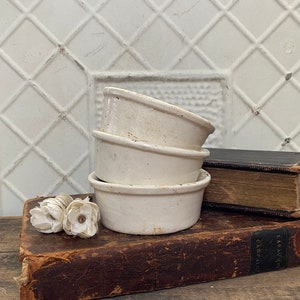 Plain Antique Ironstone Pot, Trinket Dish - Antique English Advertising, Chunky Ironstone, Farmhouse Decor, Cottage Style