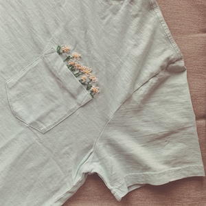 Hand embroidered short sleeve tshirt - pocket daisy (choose from 18 different shirt color options)