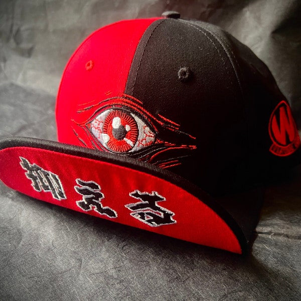 Third Eye Flip-Up Cap Evil Eye SnapBack Flip-Bill Brim Trucker Behelit Guts Hellsing Horror Gothic Kanji Spooky Baseball Hat Chakra Two-Tone