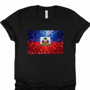 T-shirts met mozaïekvlag Haïtiaanse vlag, Distressed Art Design, Haiti Pride-kleding, Caribisch erfgoed, uniek patriottisch cadeau-idee