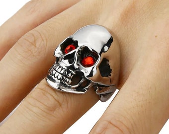 Skull ring with red eyes deals