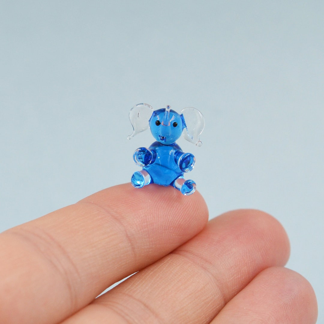 Glass Baby Elephant- Red (Set of 2 Miniatures) main image 1