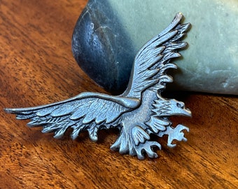 Vintage Signed Metzke Silver-tone Eagle Brooch from the 1980's