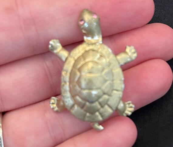 Darling vintage gold tone turtle with pink rhines… - image 2