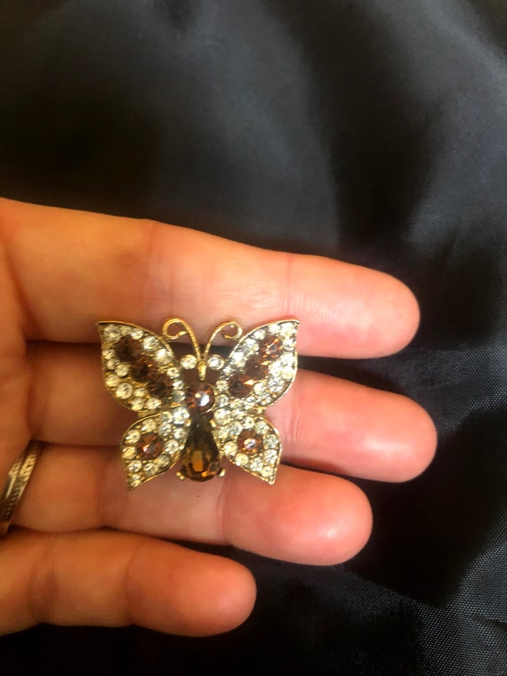 Vintage Butterfly Rhinestone Unsigned Designer Br… - image 2