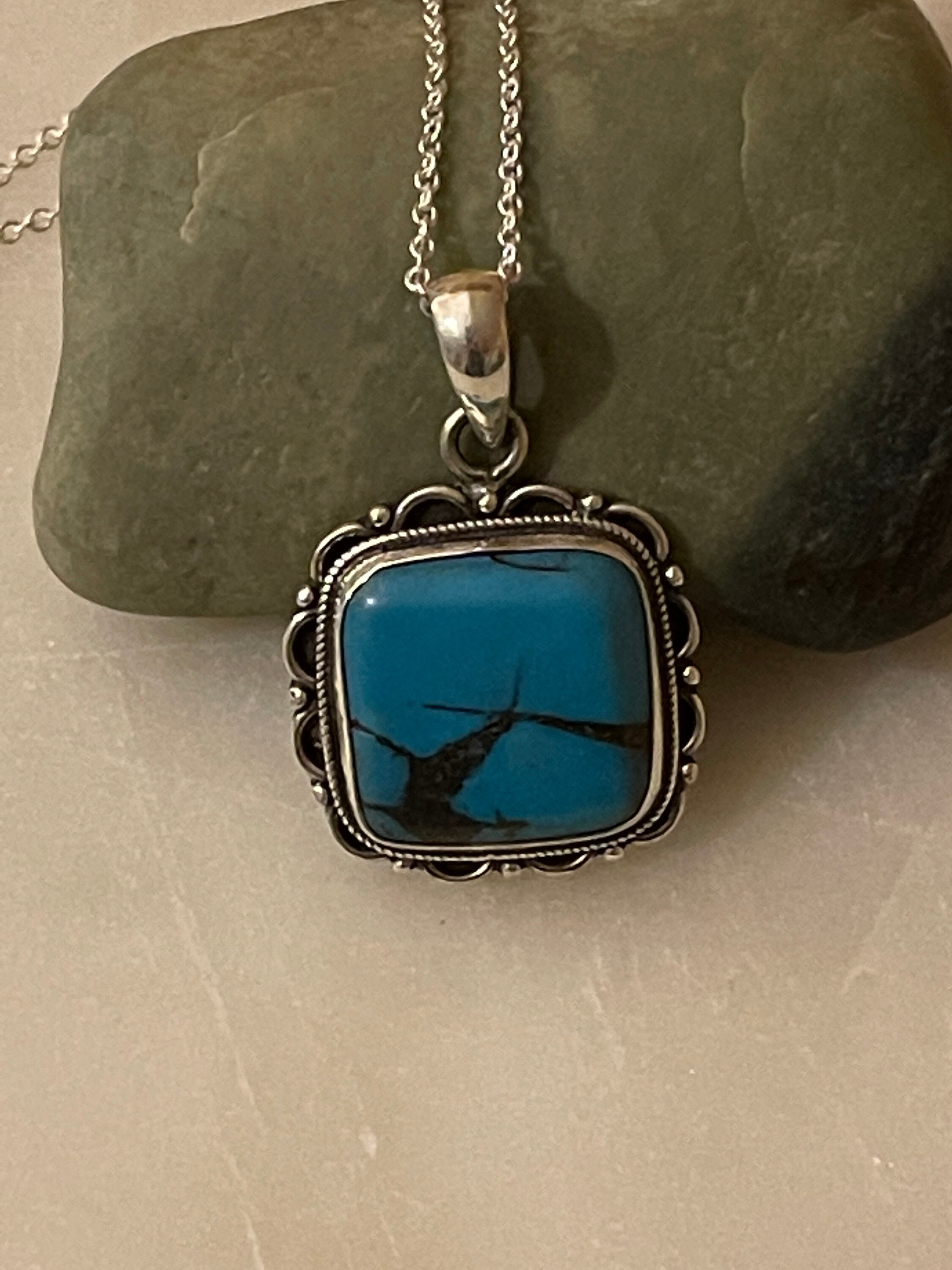 Kingman Turquoise Necklace: Vintage 925 Sterling Silver Framing