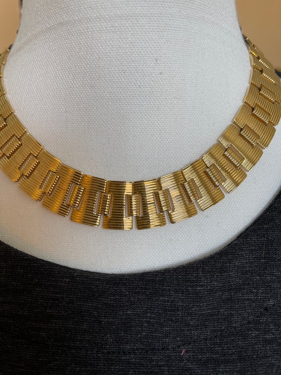 Vintage Gold plated Monet Necklace - Signed Gorge… - image 5