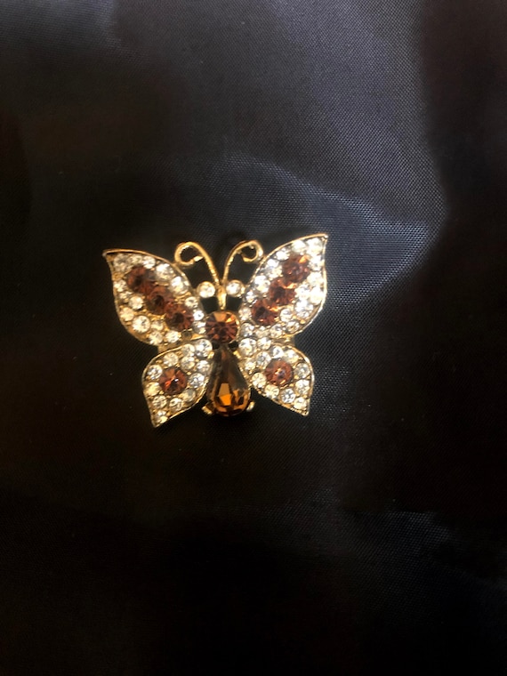 Vintage Butterfly Rhinestone Unsigned Designer Br… - image 1