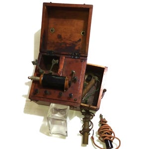 Antique medical ELECTROTHERAPY machine glass battery