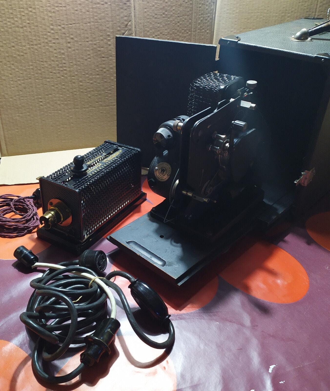 Antique Kodak KODASCOPE C Movie Film Projector 16mm Resistor