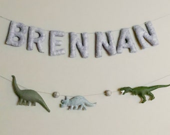 Guirlanda de dinossauros em feltro, decoração para quarto de bebê