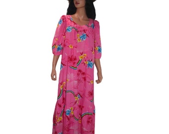 vintage Made in Hawaii Maxi Caftan Robe Mumu