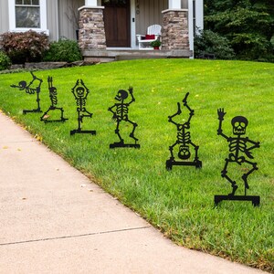 Outdoor Skeleton Halloween Decor, Halloween Outdoor Sign, Halloween Garden Signs, Metal Halloween Yard Stakes, Halloween Sign Skeleton Decor FULL BUNDLE 6 items