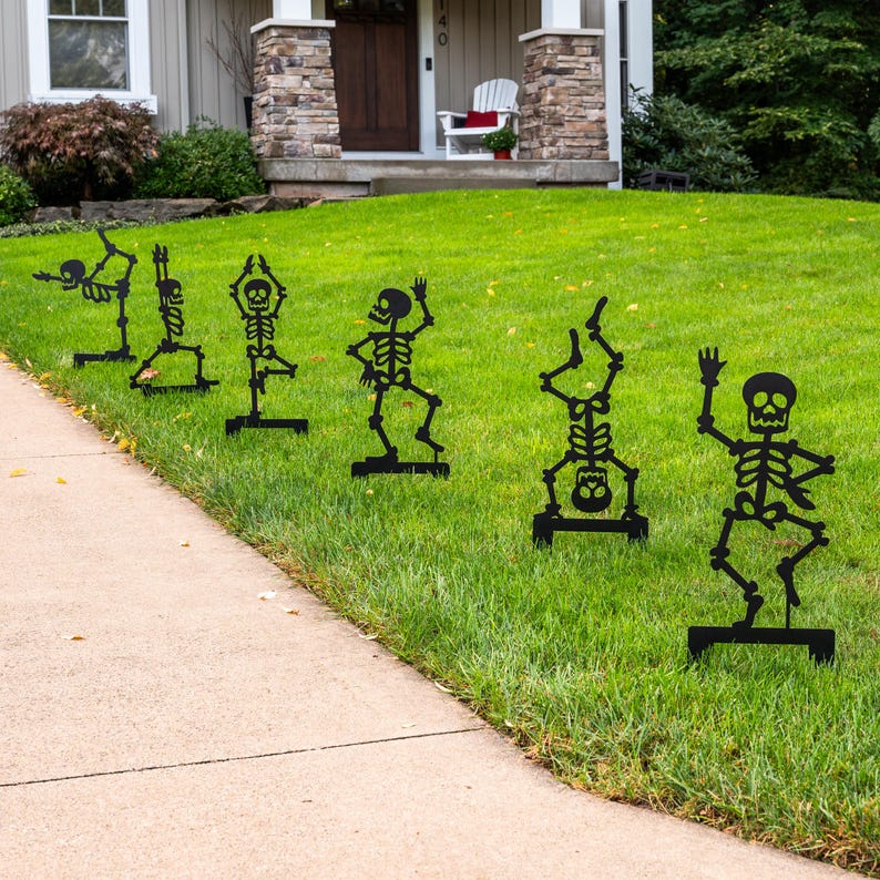 Outdoor Skeleton Halloween Decor, Halloween Outdoor Sign, Halloween Garden Signs, Metal Halloween Yard Stakes, Halloween Sign Skeleton Decor FULL BUNDLE 6 items