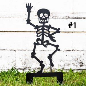 Outdoor Skeleton Halloween Decor, Halloween Outdoor Sign, Halloween Garden Signs, Metal Halloween Yard Stakes, Halloween Sign Skeleton Decor Skeleton #1 (1 item)