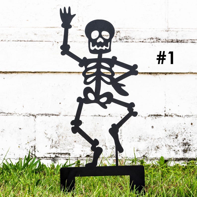 Outdoor Skeleton Halloween Decor, Halloween Outdoor Sign, Halloween Garden Signs, Metal Halloween Yard Stakes, Halloween Sign Skeleton Decor Skeleton #1 (1 item)