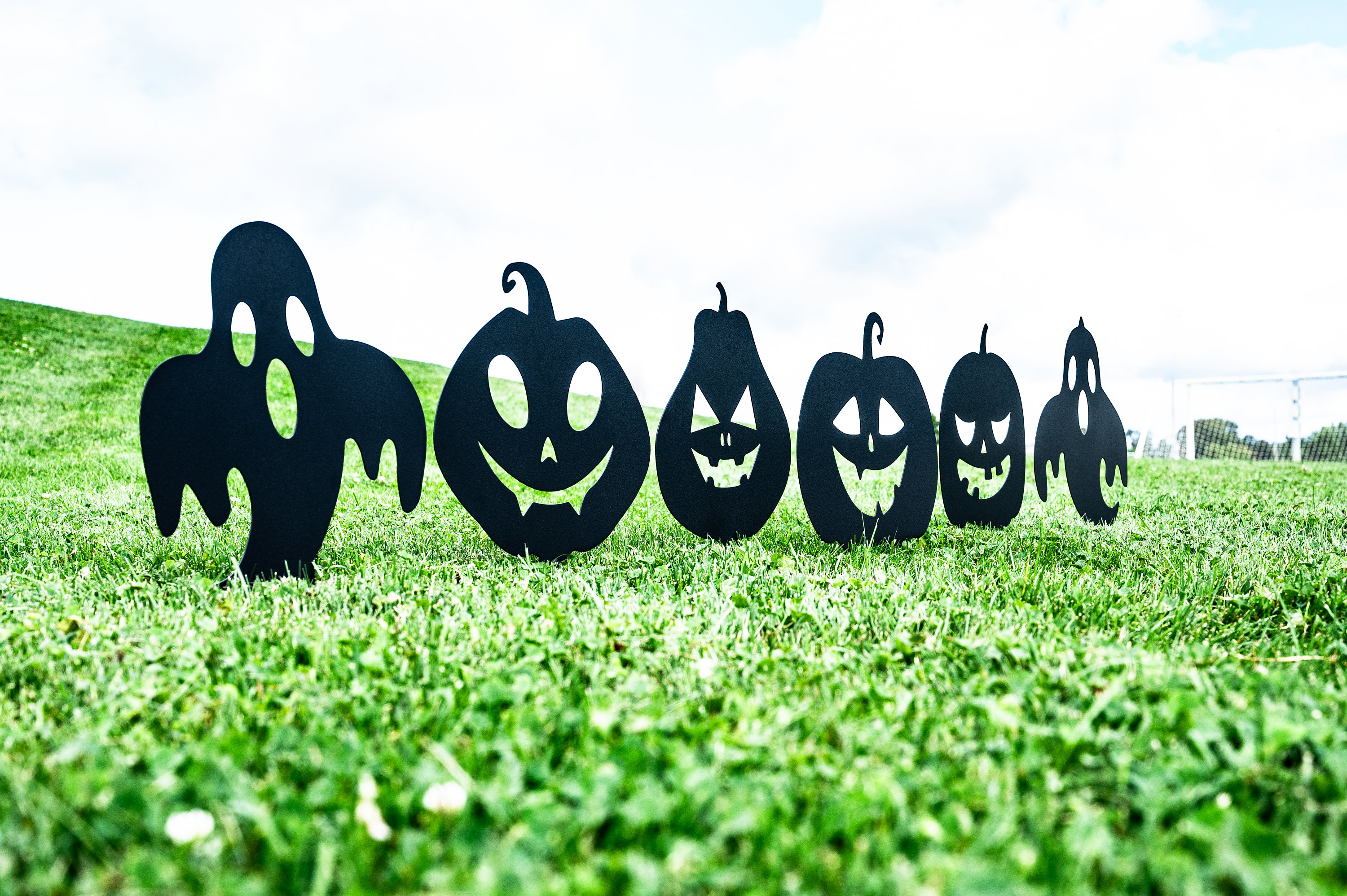 Shadow Casting Ghost Jack-o-lantern Garden Stake | Halloween Metal Yard ...