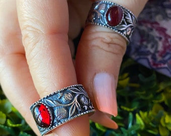 Pomegranate ring. Substantial, band ring with hand-carved design. Garnet. Persephone ring. Adjustable ring. Sterling silver 925. Gift boxed.