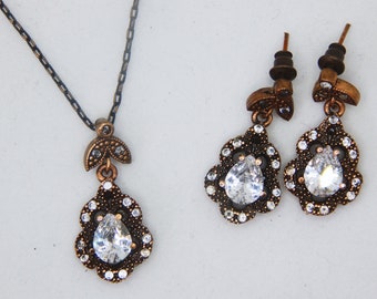 Victorian Necklace and Earrings Set