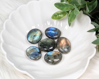 Labradorite Pebble | Crystal | Gemstone | Healing | Metaphysical | Spiritual | Witchcraft | Genuine