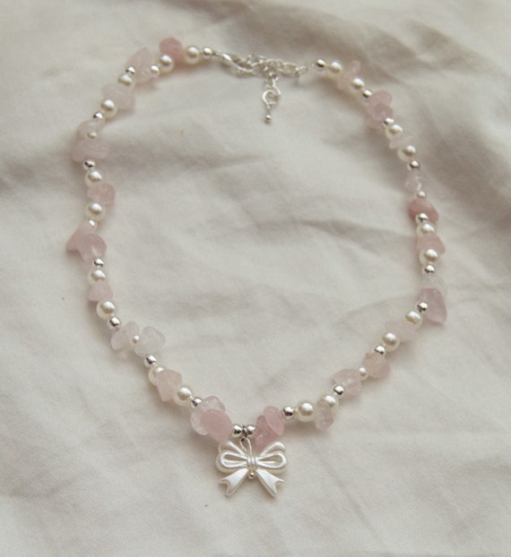 Coquette Pearl Necklace with Pink Rose