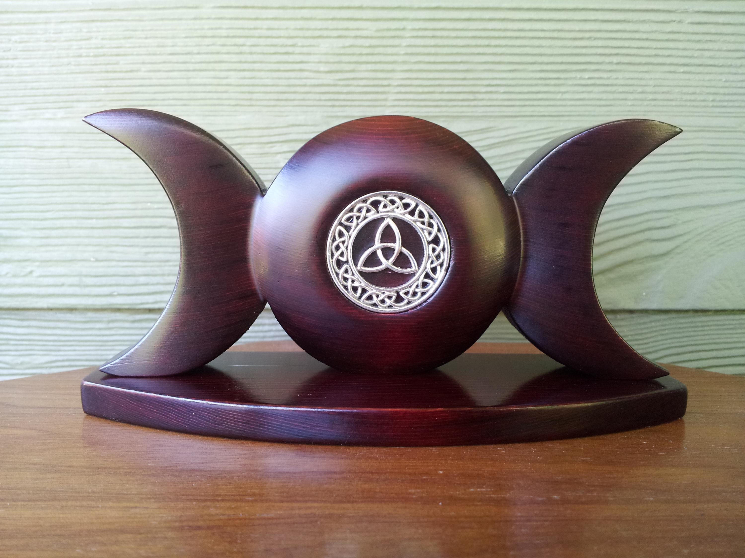 Triquetra Triple Moon Altar Piece made from mahogany stained cedar wood, Trinity Knot, Power of Three, Moon Decor