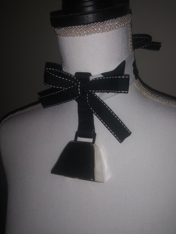 cowbell collar