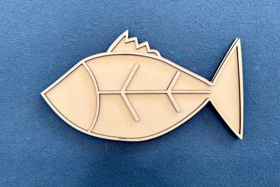 Quilliing - Funky Wood Fish Frame for Quilling and Resin