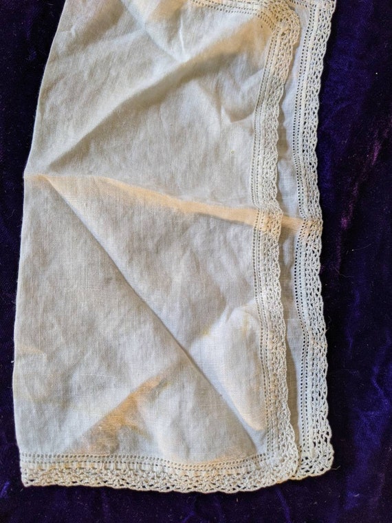 Handkerchief that is antique - image 10