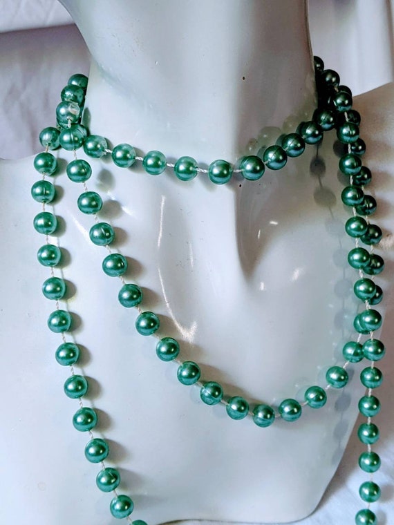 Necklace,Pearls colored aqua and vintage - image 5