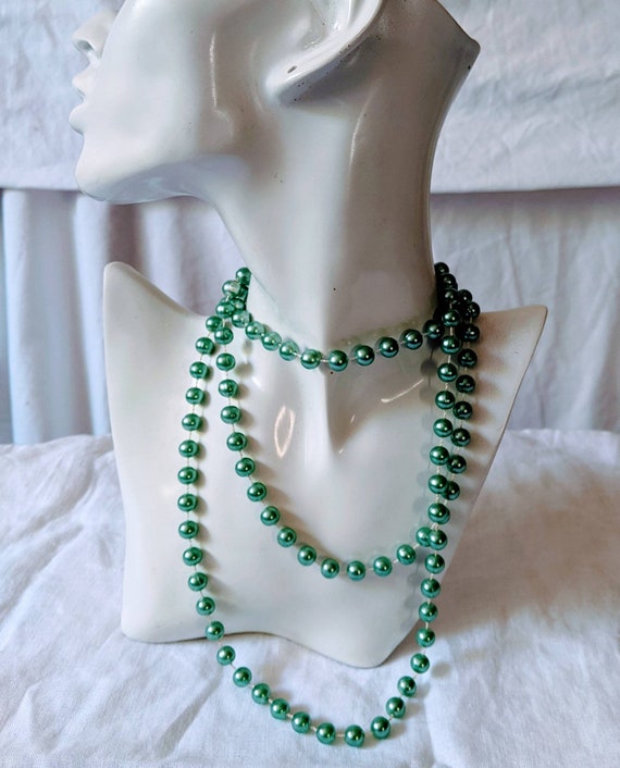 Necklace,Pearls colored aqua and vintage - image 9
