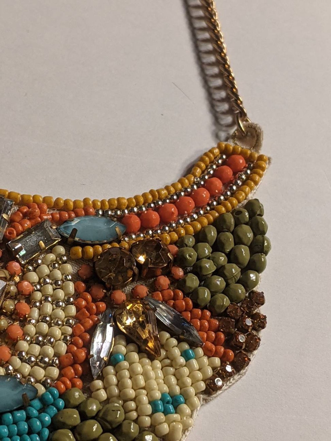 Collier Style Cléopâtre - Métal Doré Et Pierres Résine Turquoise - 3 Tons - Neuf Avec étiquettes