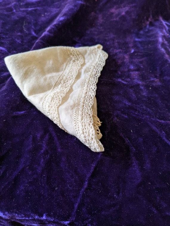 Handkerchief that is antique - image 3