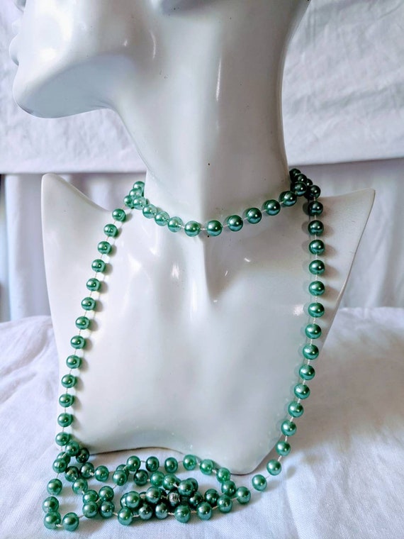 Necklace,Pearls colored aqua and vintage - image 6