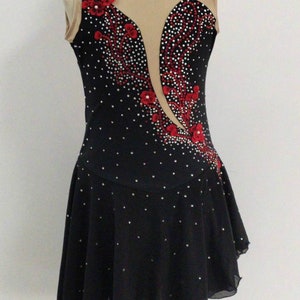 Competizione femminile Ice Skating Dress per ragazze Nero Rosso Personalizzato Figure Pattinaggio Abiti Bambini