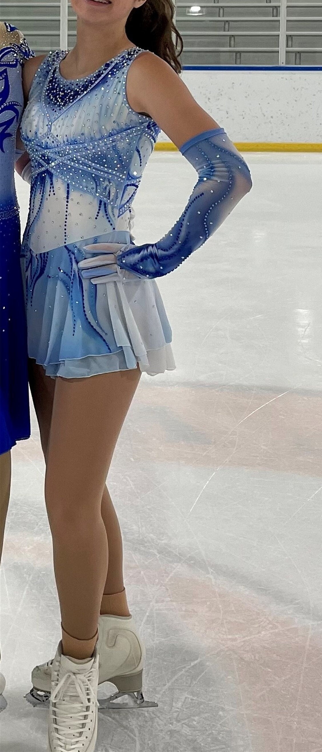 Vestido azul de patinaje artístico para niñas Vestidos de patinaje