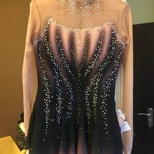 Purple Ice Skating Dresses Custom  Girls  Beaded  Women Competition Ice Skating Dress