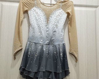Grey Figure Skating Dress White Custom Girls Ice Skating Dresses Women Beaded Customize Competition Ice Skating Clothing Crystals