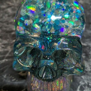Holographic Resin Skull Glitter Snow Globe