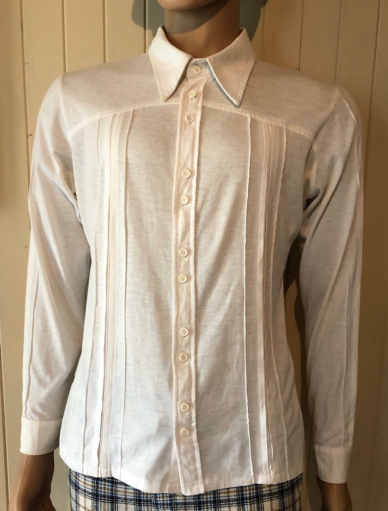Vintage Classic White bodyshirt from the 1970s Pleats and tucks.