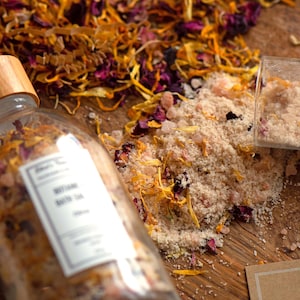 Botanical Bath Salts 220g Bottle Citrus